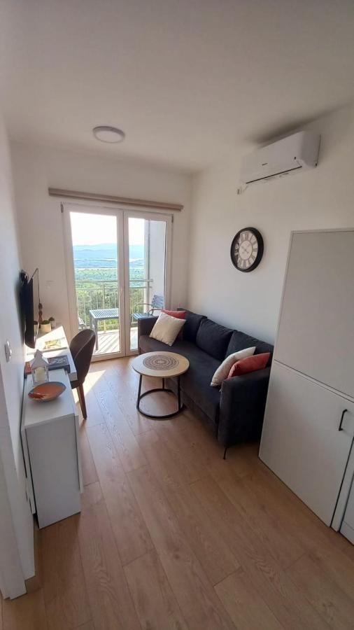 Cozy Apartments With Pool And Splendid Seaview Kavac Экстерьер фото
