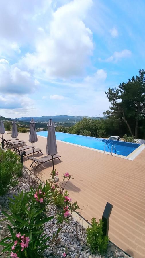 Cozy Apartments With Pool And Splendid Seaview Kavac Экстерьер фото